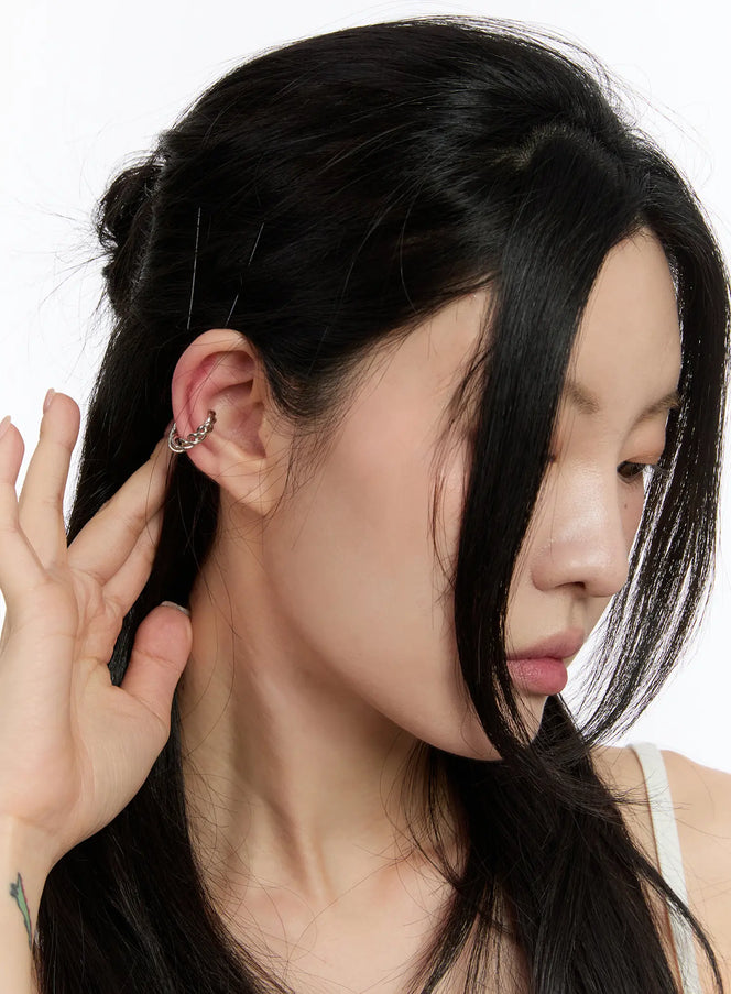 twisted-design-ear-cuff-ca508