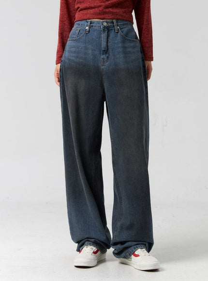 comfy-wide-leg-washed-jeans-cg325