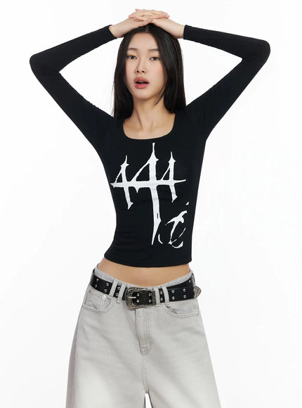 graphic-print-slim-long-sleeve-tee-ia508