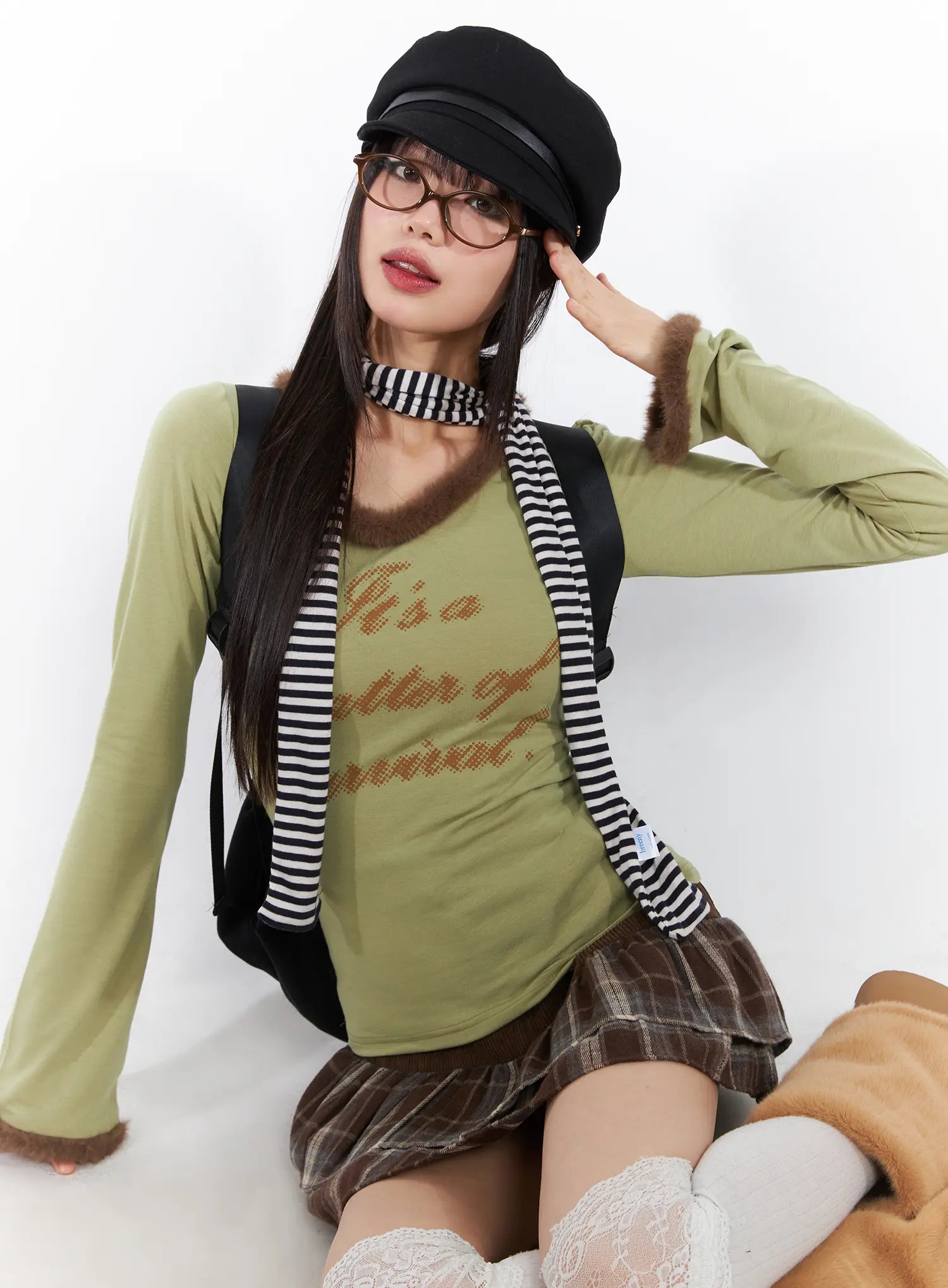 faux-fur-trim-fleece-long-sleeve-top-cd518