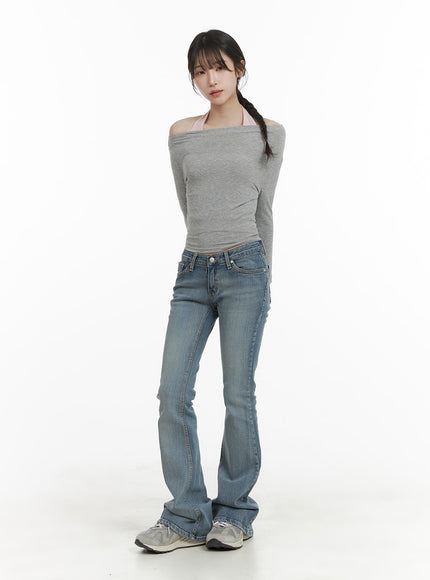 low-waist-bootcut-jeans-ca402