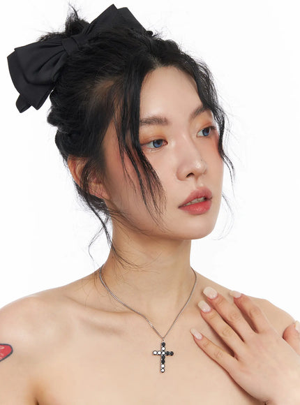 black-cross-necklace-cj523