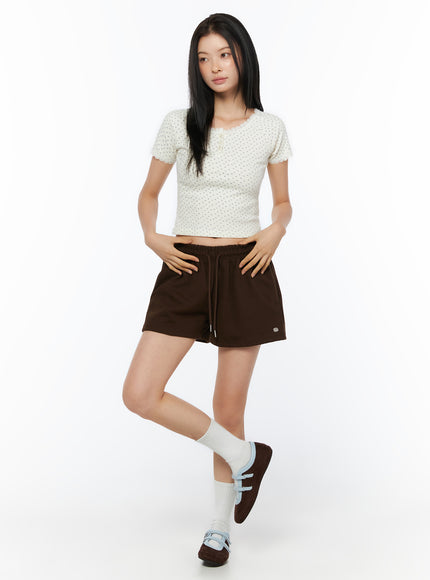 casual-track-shorts-iu519