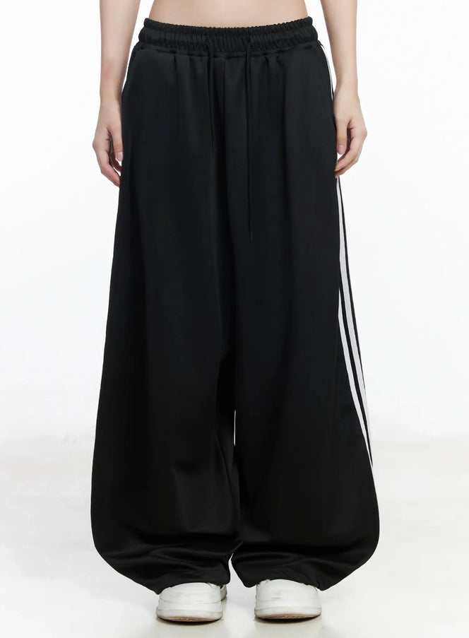striped-track-pants-im506 / Black