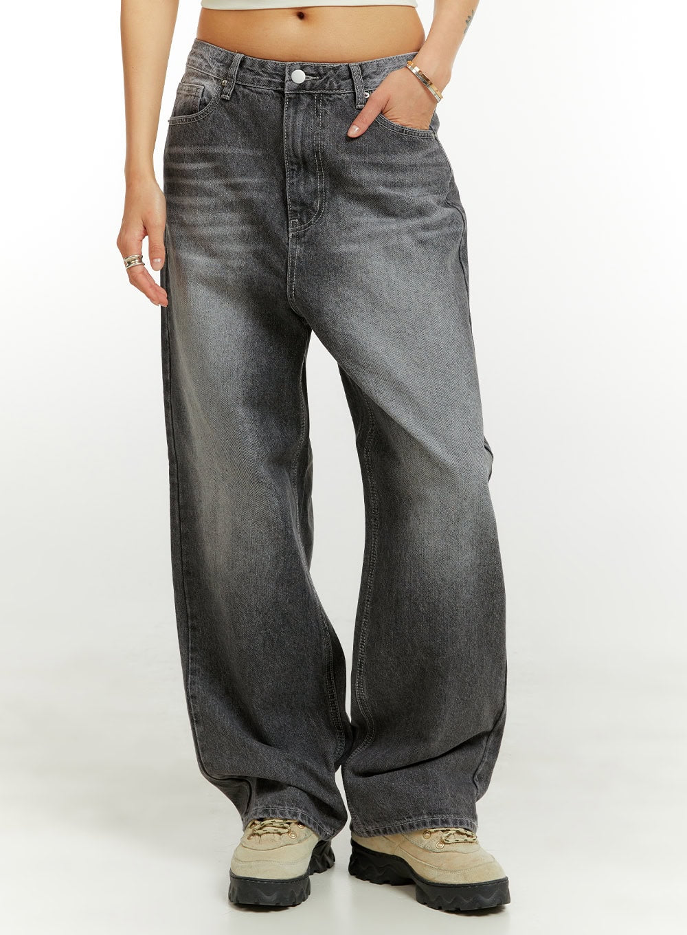 Low Rise Loose Fit Baggy Jeans CU421 - Acubi style | LEWKIN