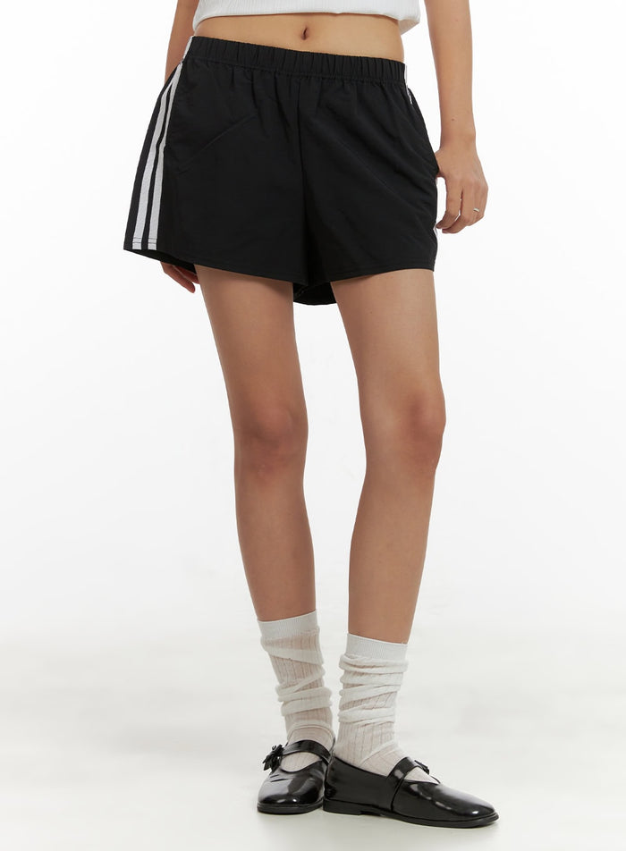 stripe-nylon-shorts-cu414 / Black