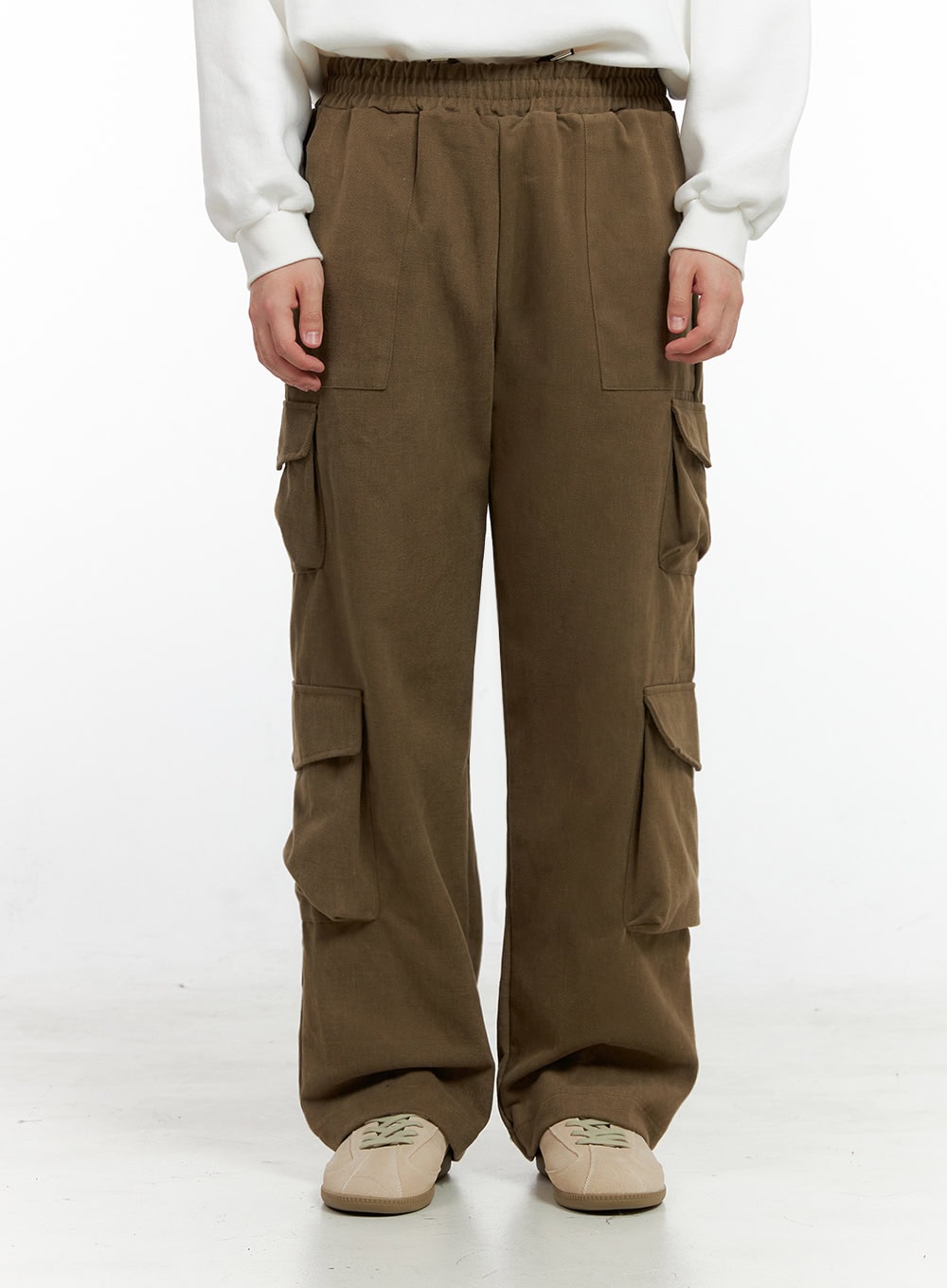 mens-wide-fit-cargo-pants-in422 / Dark beige