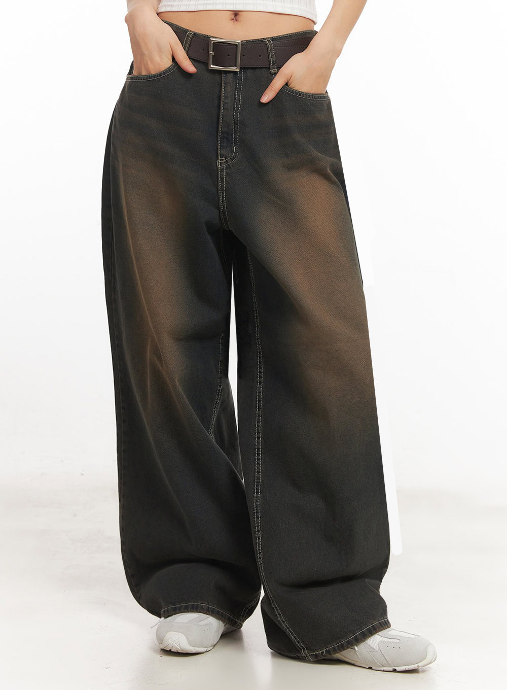 Bethany Vintage Washed Baggy Jeans IA524 in Dark blue, size L