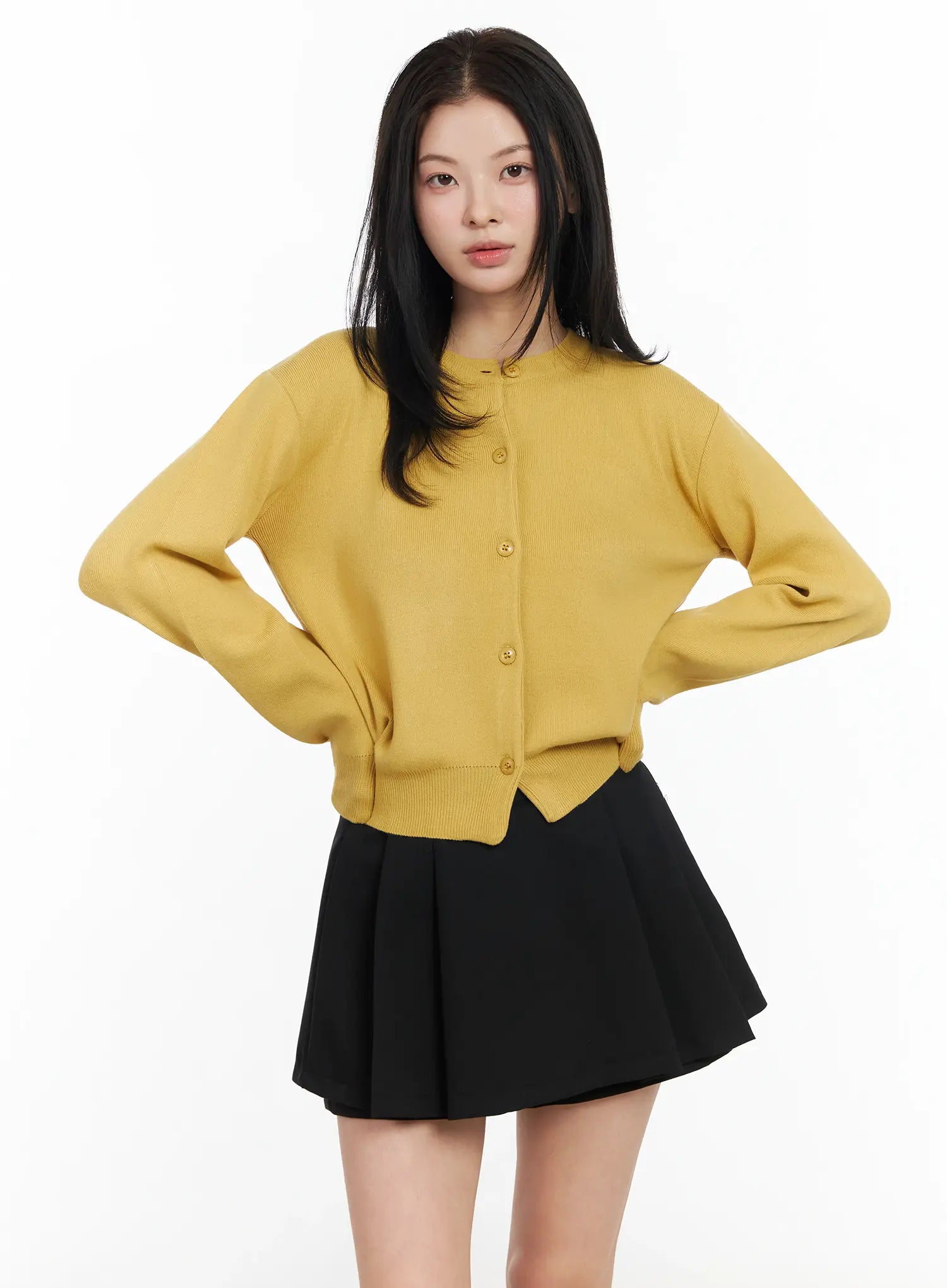 simple-round-neck-cardigan-im524 / Dark yellow