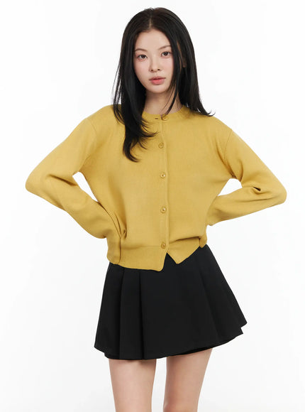simple-round-neck-cardigan-im524 / Dark yellow