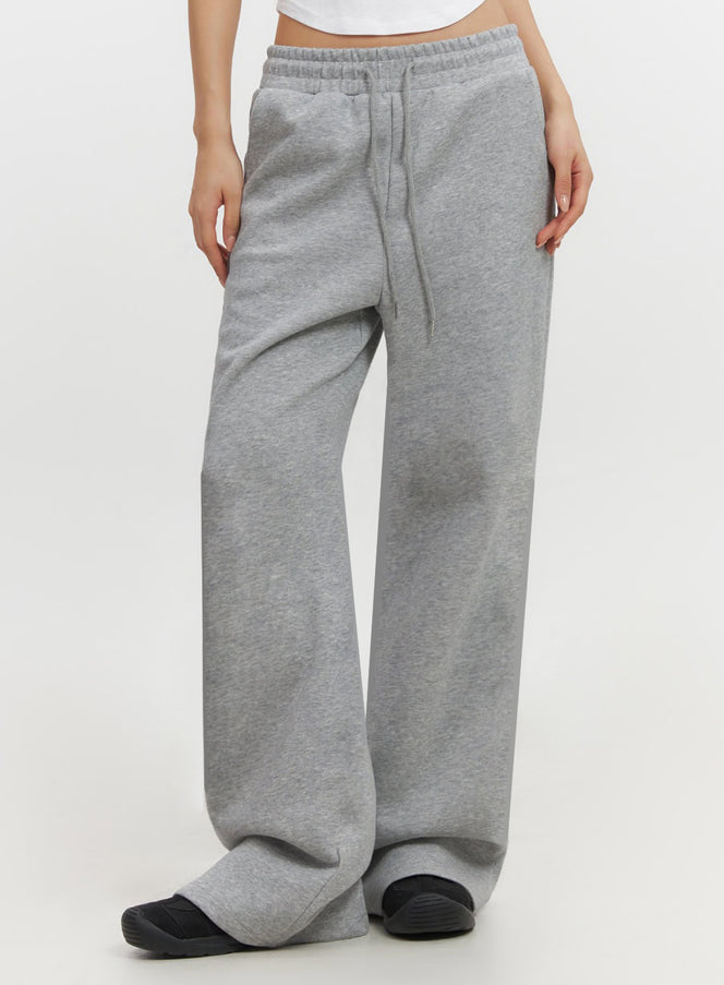 comfort-bootcut-sweatpants-if510 / Gray