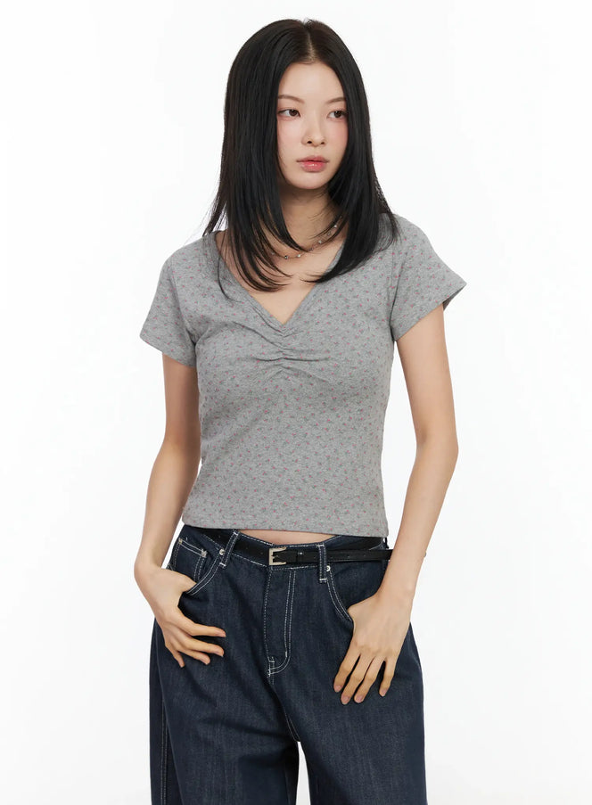 floral-print-v-neck-tee-im524 / Gray