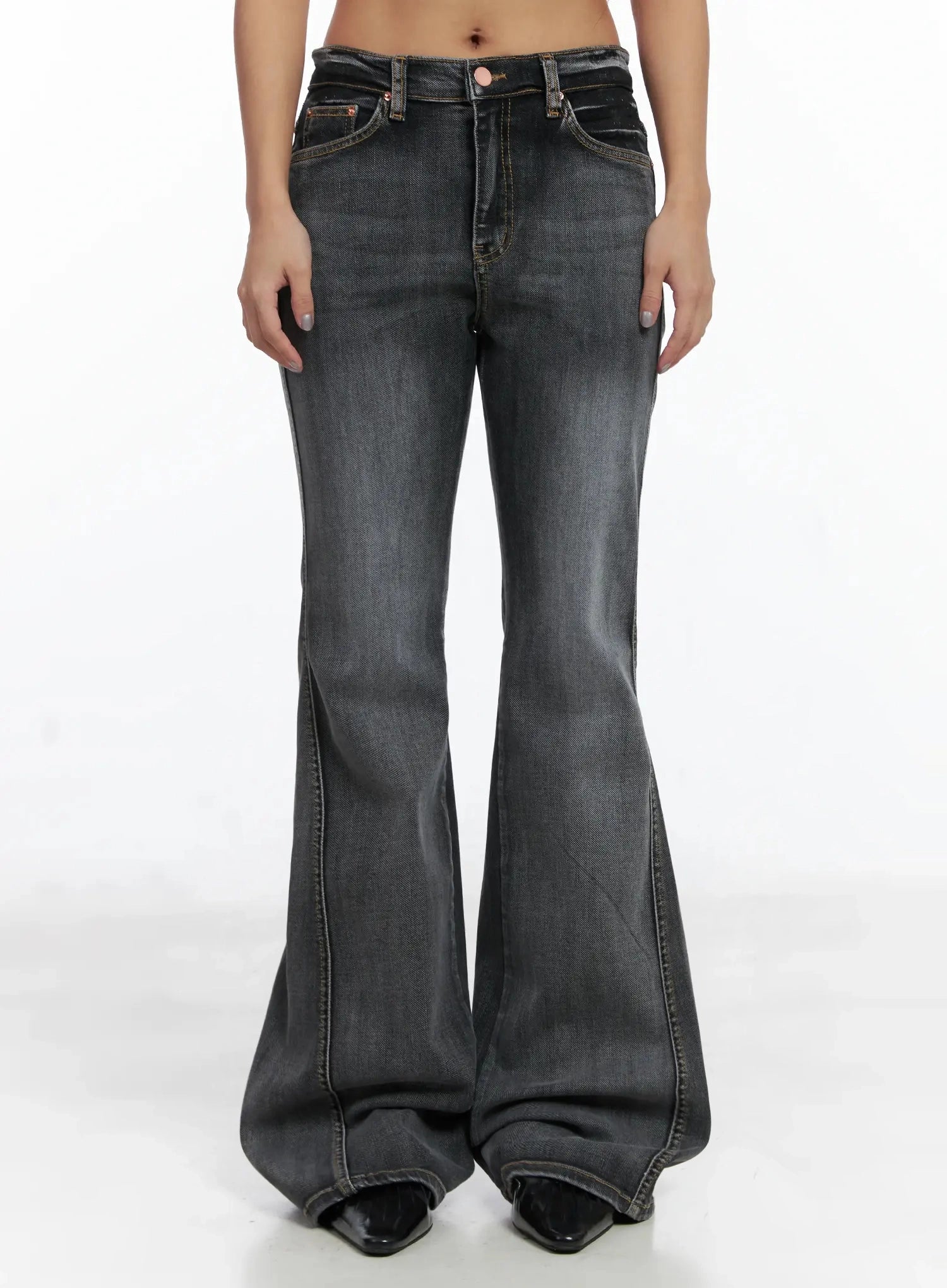 Phoe Flared Jeans ID503 in Gray, size L