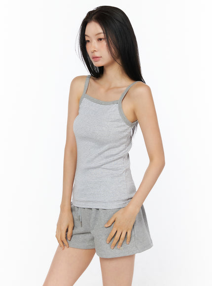 striped-tank-top-iu516