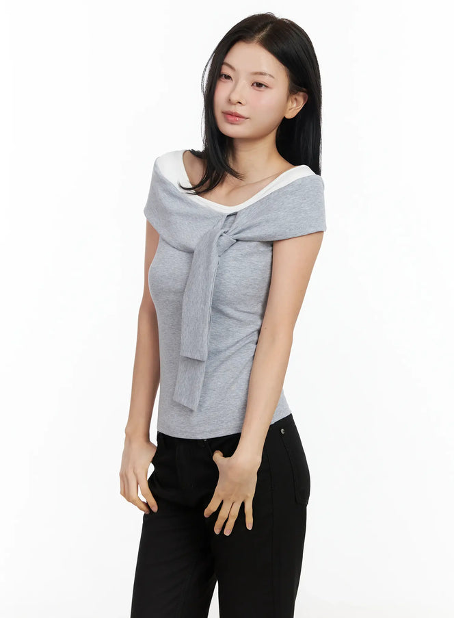 layered-knot-off-shoulder-tank-im524 / Light gray
