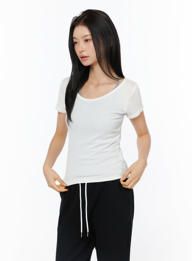 layered-halter-neck-short-sleeve-top-iu516 / White