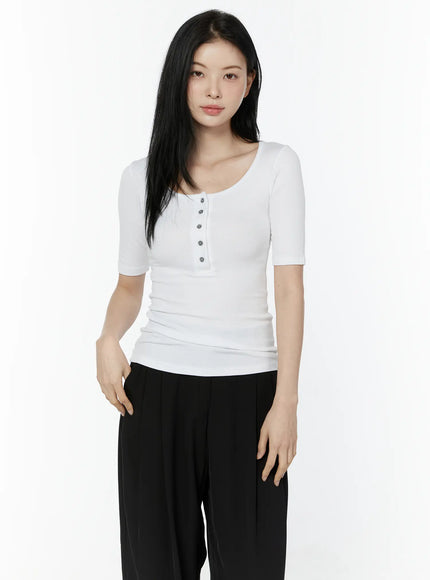 henley-neck-3-4-sleeve-top-iu503 / White