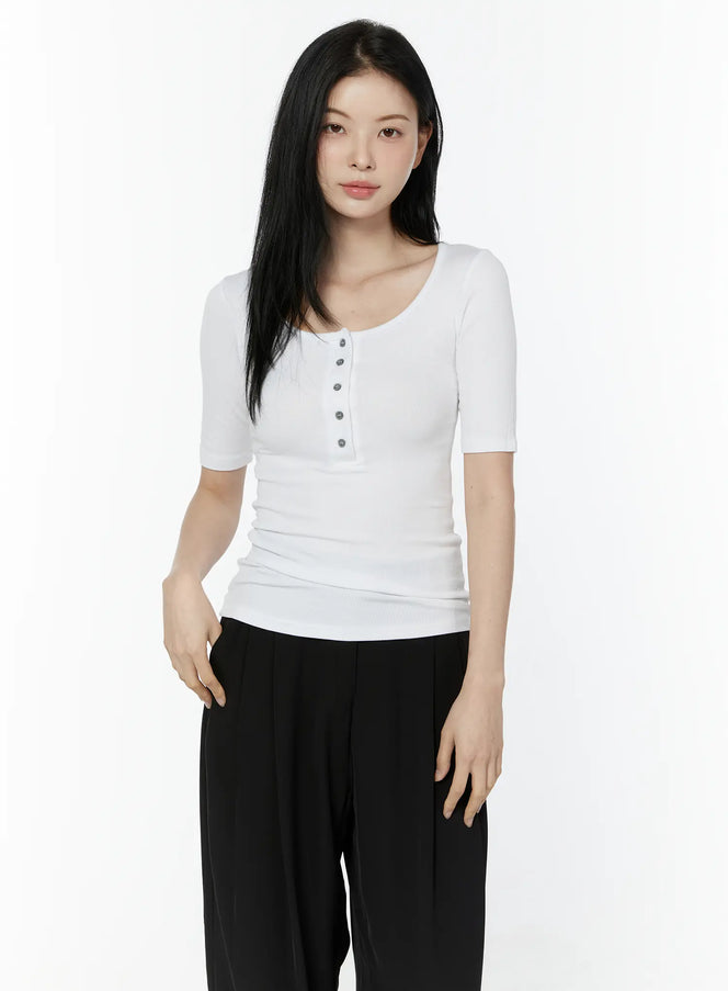 henley-neck-3-4-sleeve-top-iu503 / White
