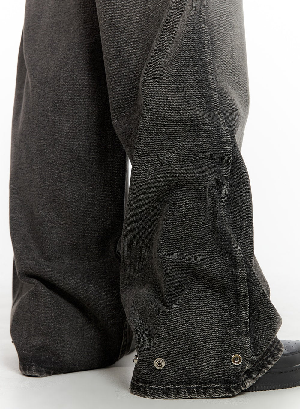 Snap Button Denim Jeans CM405
