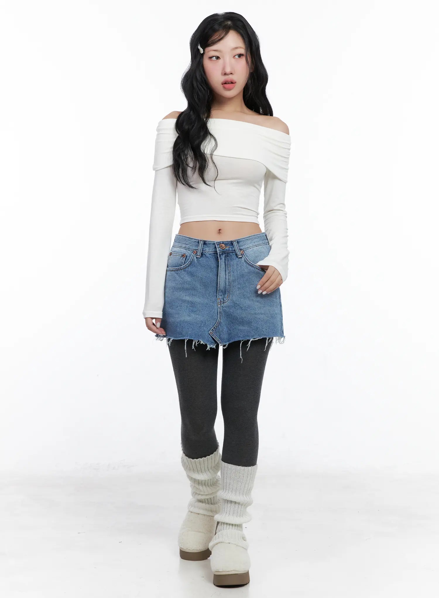 off-shoulder-cropped-long-sleeve-top-cn514