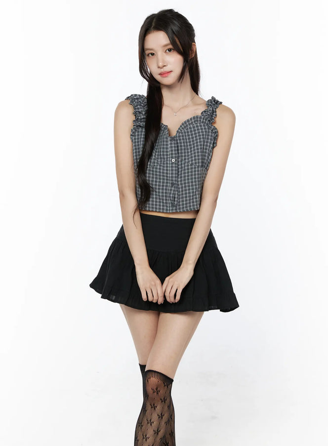 frill-detail-checkered-sleeveless-crop-top-cu522