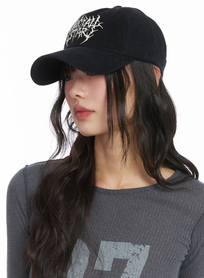 basic-graphic-embroidered-cap-cj501