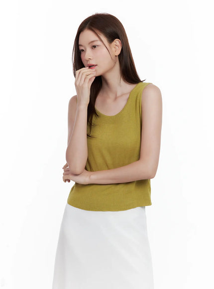 lightweight-scoop-neck-tank