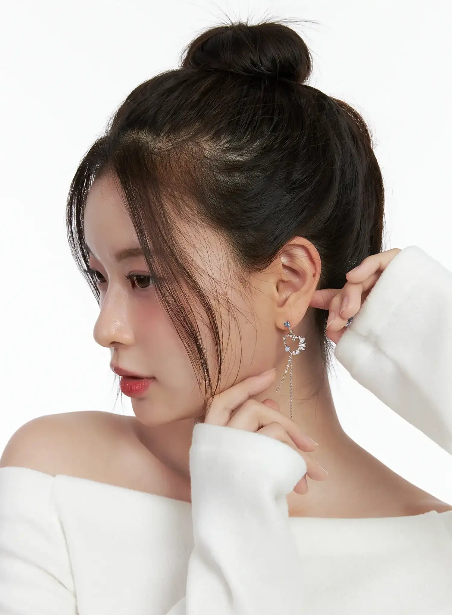 Blue-Point Heart Drop Earrings IN510