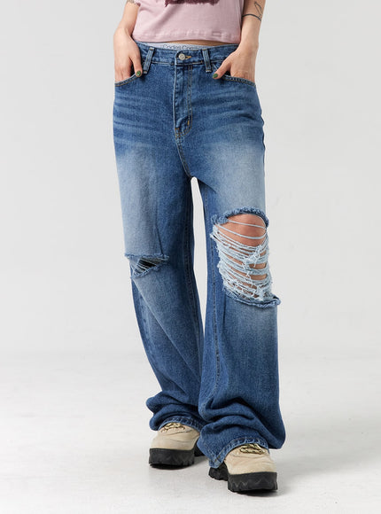 mid-wash-ripped-jeans-cl328