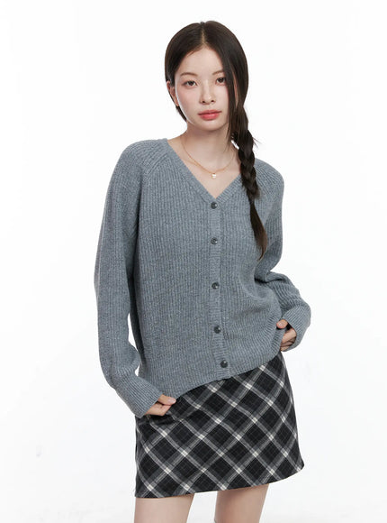 v-neck-button-knit-cardigan-co506