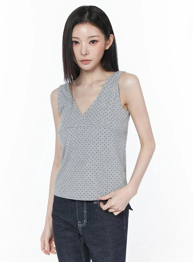 v-neck-polka-dot-top-iu512