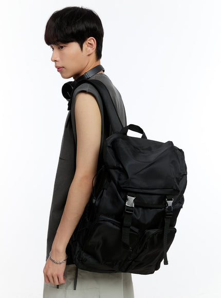 men-s-buckle-pocket-backpack-iy530