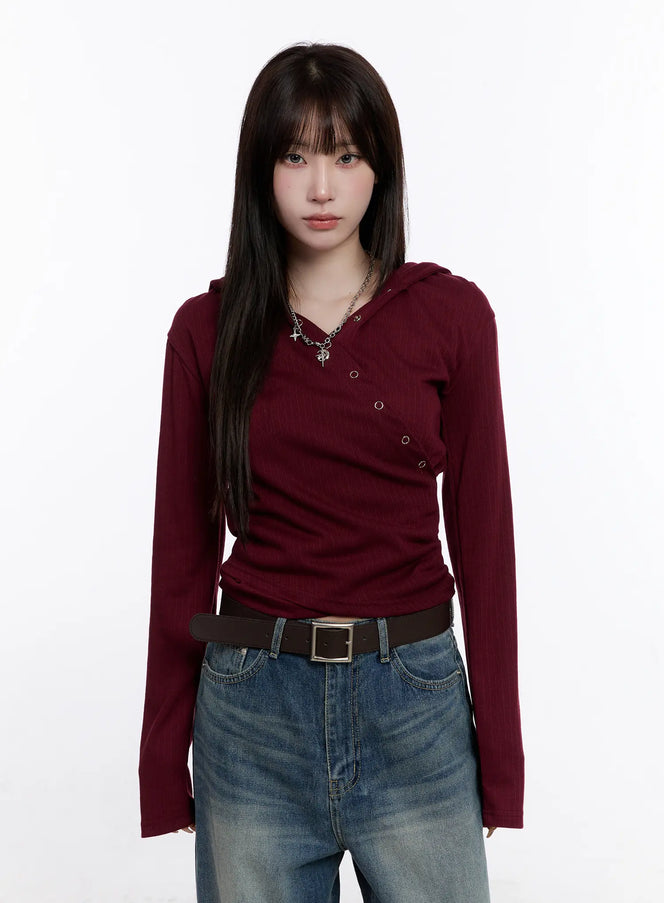 snap-button-long-sleeve-hooded-top-cs530