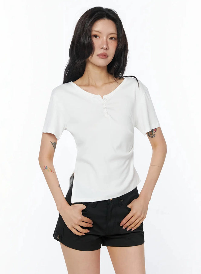 casual-off-shoulder-shirred-tee-iu509