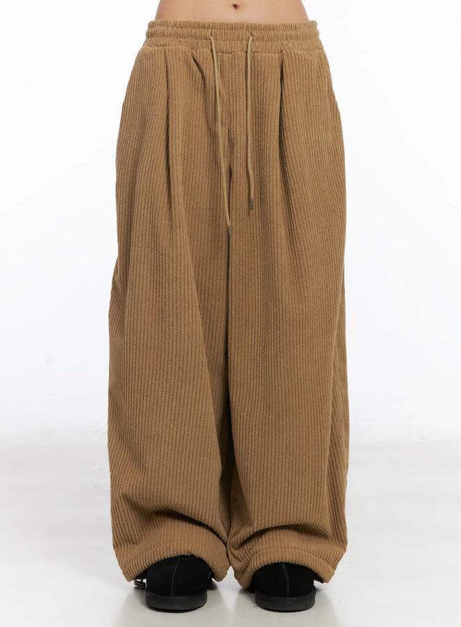 textured-fleece-baggy-pants-cd505 / Beige