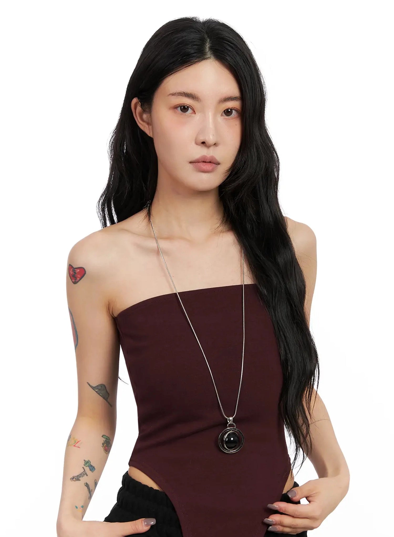 chic-minimal-pendant-necklace-in528