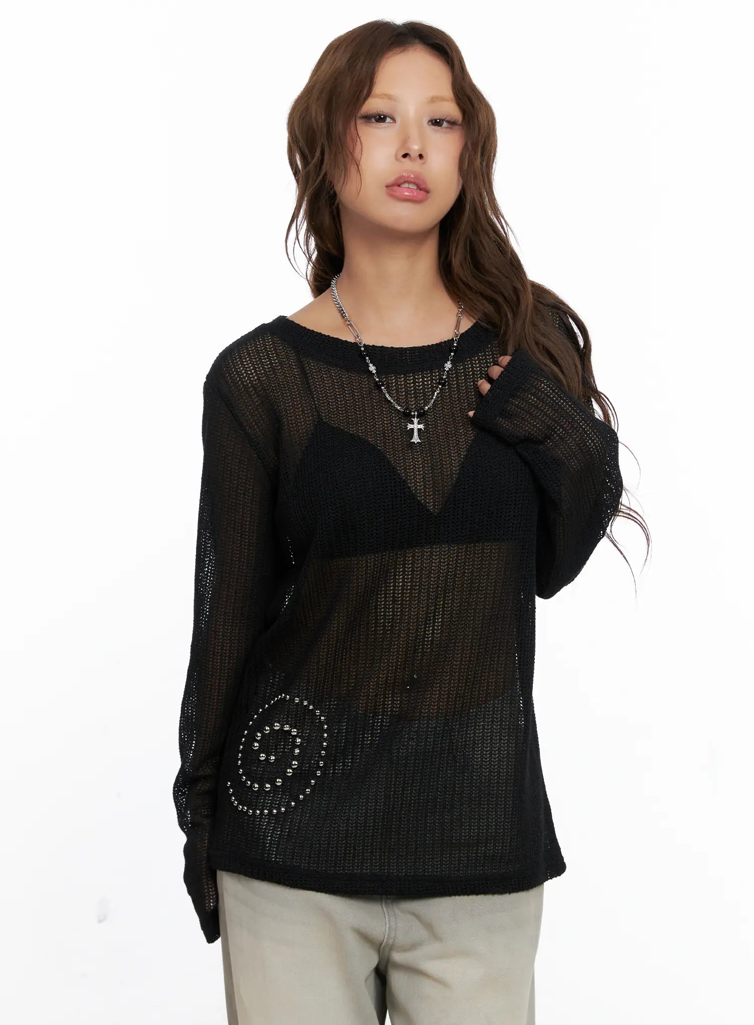 studded-mesh-knit-long-sleeve-sweater-cs522 / Black