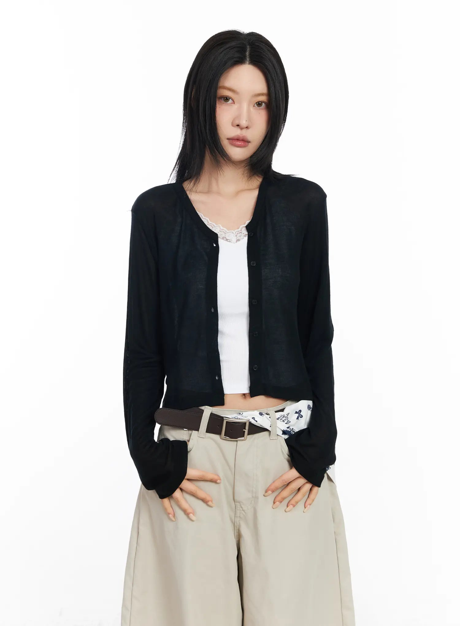 cropped-long-sleeve-cardigan-cf526 / Black