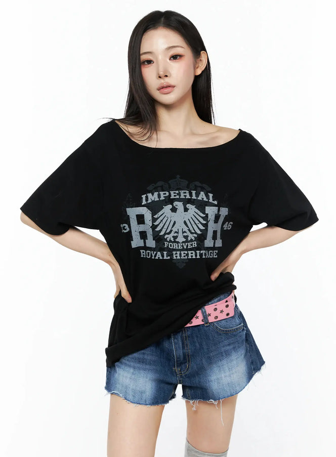 oversized-off-shoulder-graphic-tee-cu511 / Black