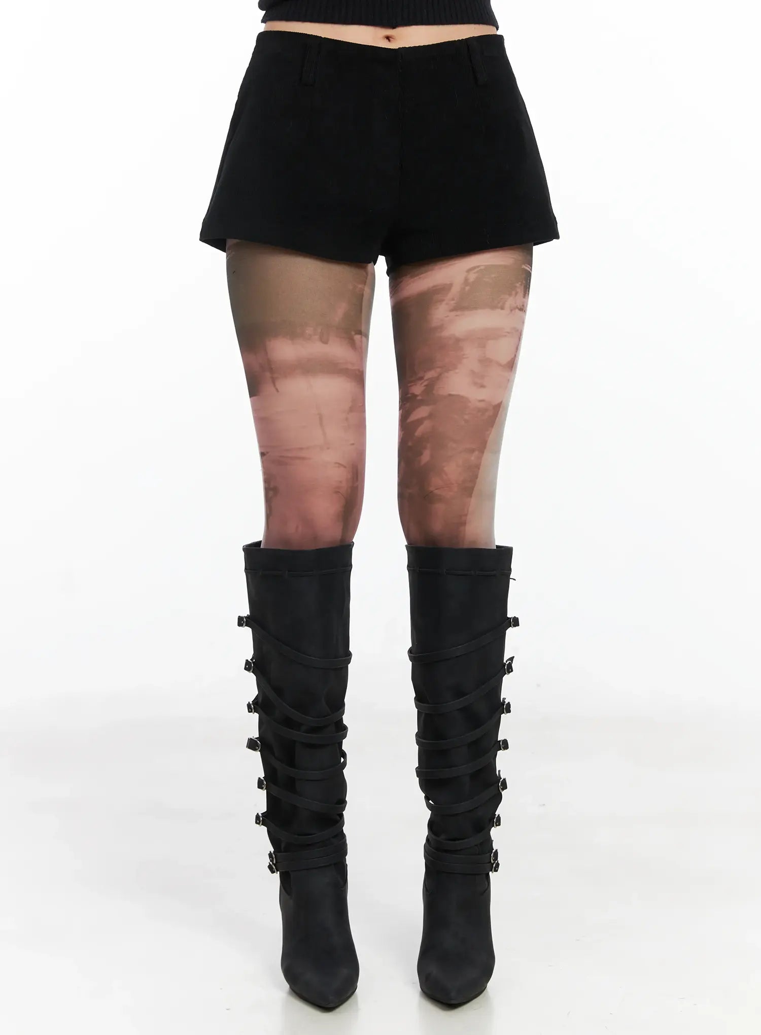 trendy-corduroy-low-rise-shorts-cn528 / Black