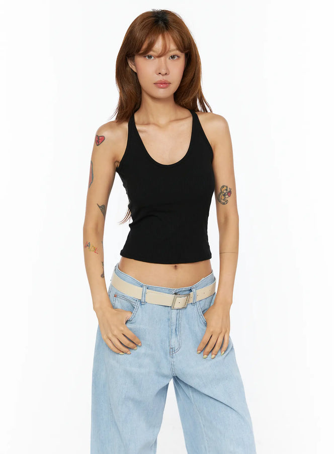 essential-v-neck-padded-tank-top-cu518 / Black