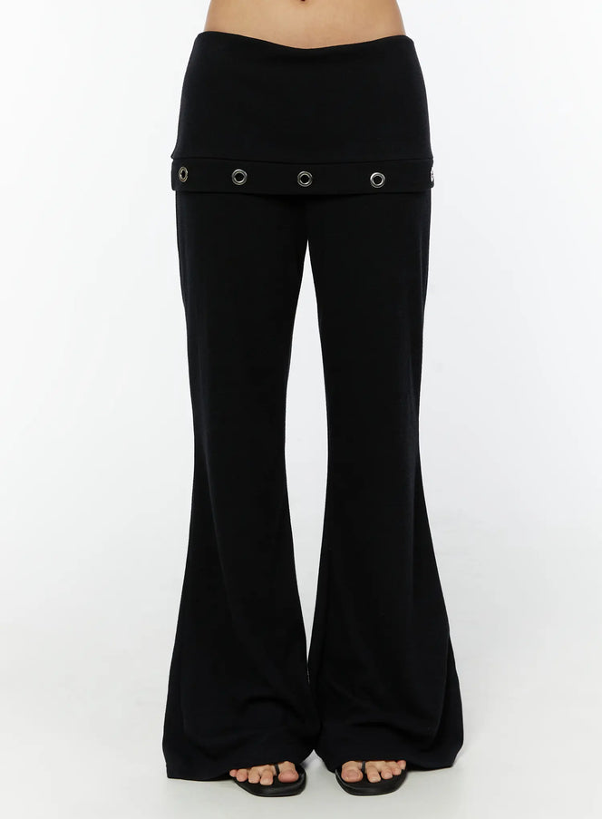 folded-eyelet-bootcut-sweatpants-cy521 / Black