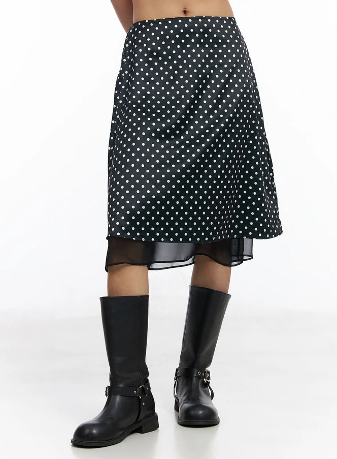 layered-polka-dot-satin-midi-skirt-cm520 / Black