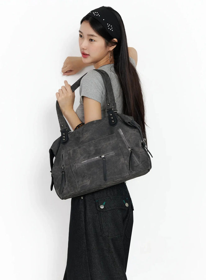 vintage-leather-accent-shoulder-bag-im530