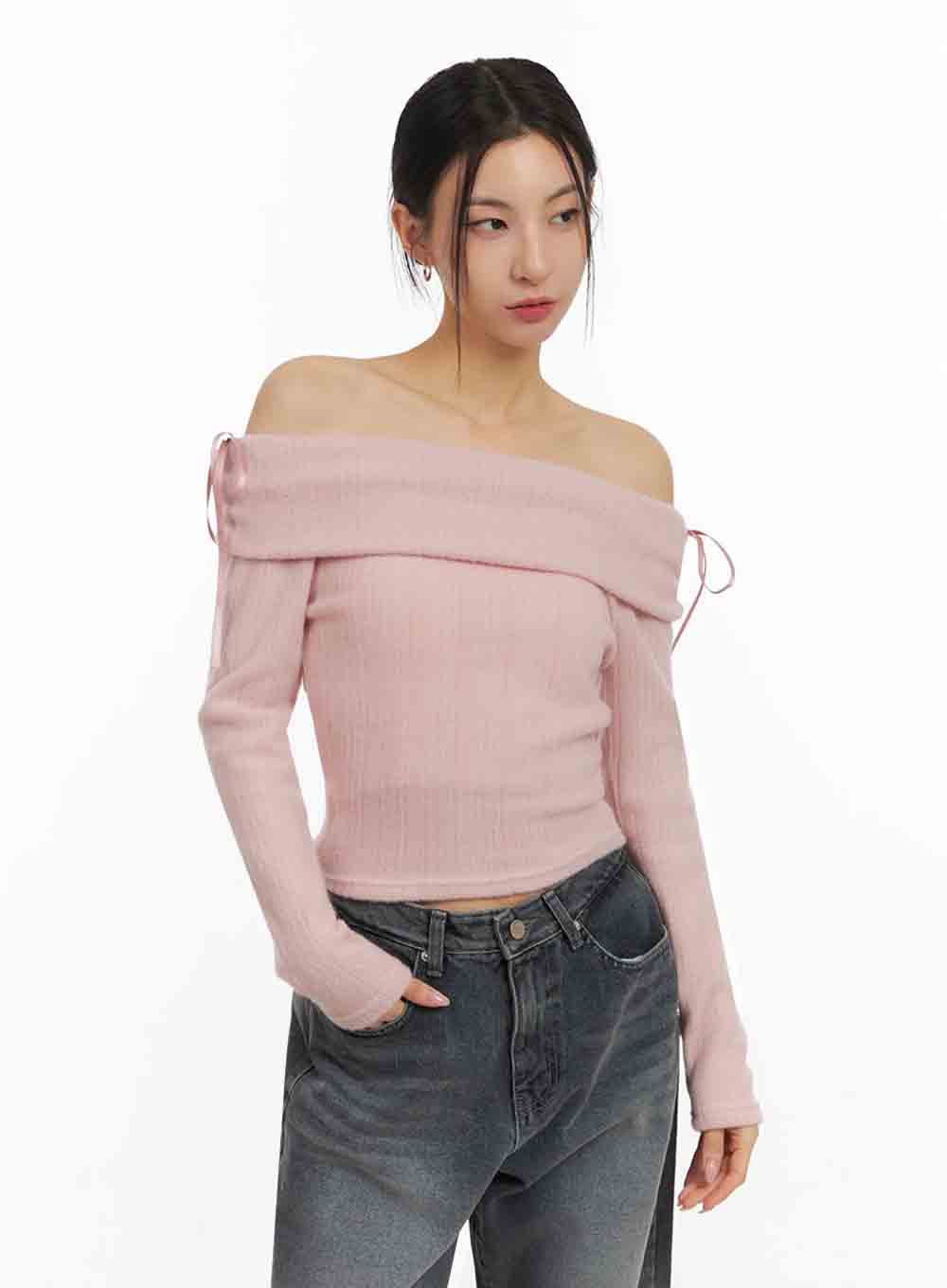 off-shoulder-slim-fit-ribbon-sweater-ij503