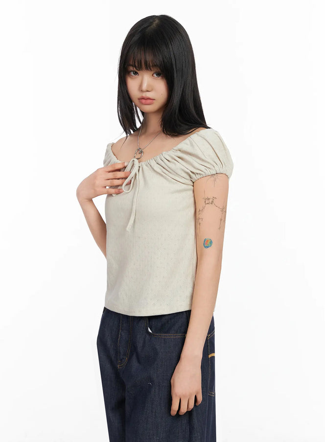 eyelet-ruched-off-shoulder-top-ia523