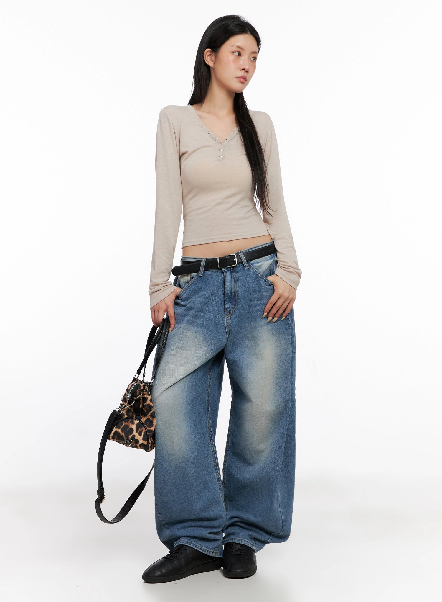 ruthie-side-pleat-relaxed-fit-jeans-is515