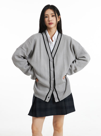 v-neck-loose-fit-long-sleeve-cardigan-oo323