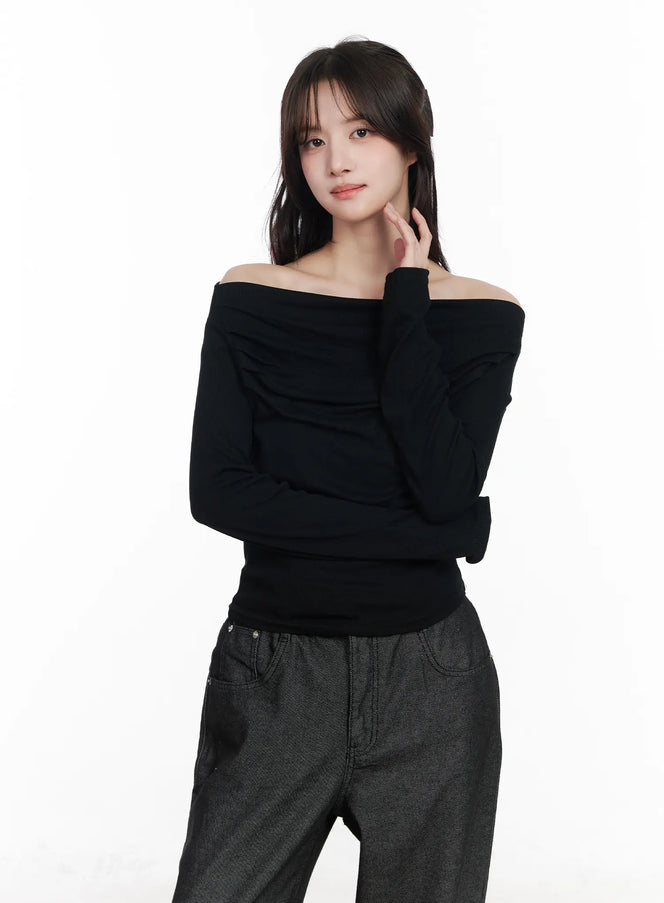 off-shoulder-long-sleeve-top-cm531