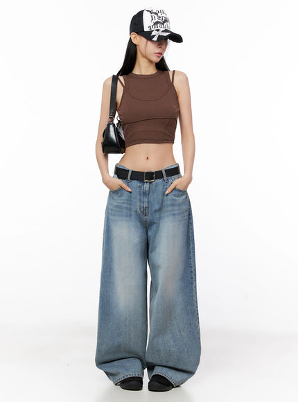 double-strap-sleeveless-crop-top-ig508